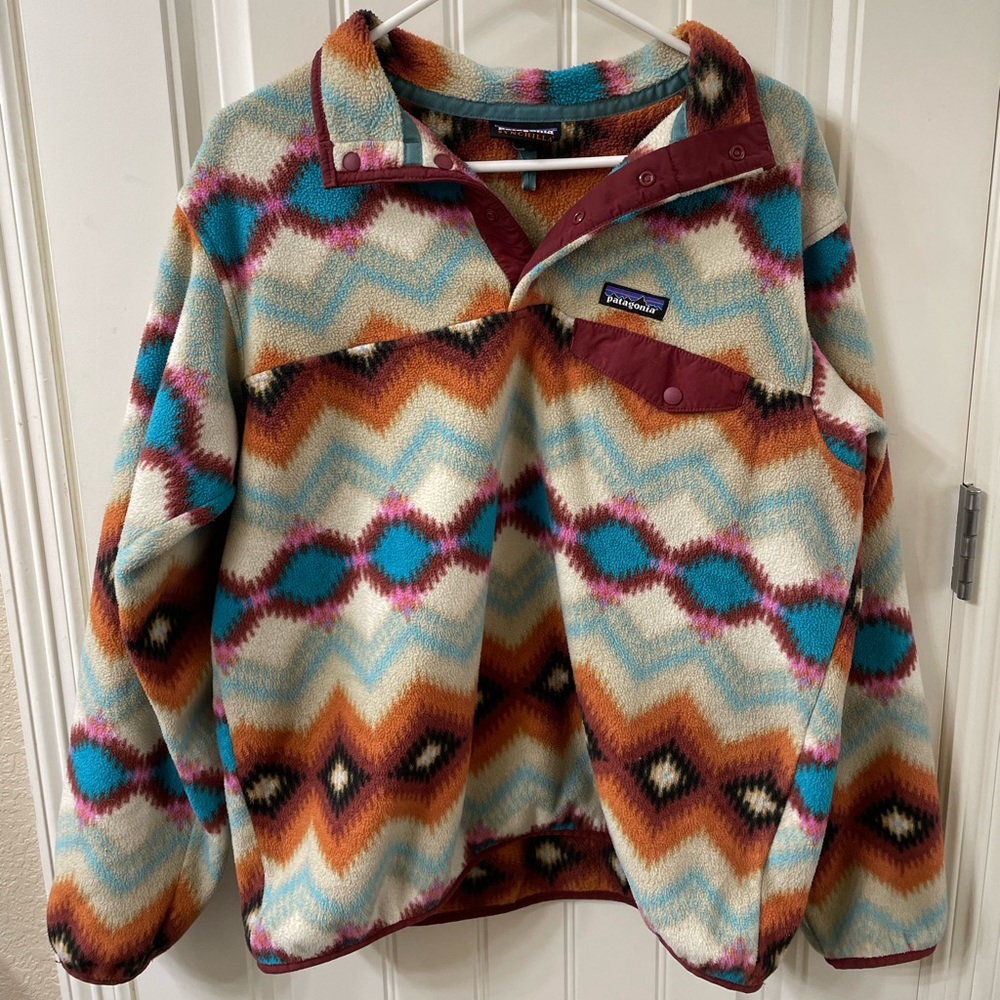 Women’s Large Patagonia Synchilla Snap-T Fleece Pullover.